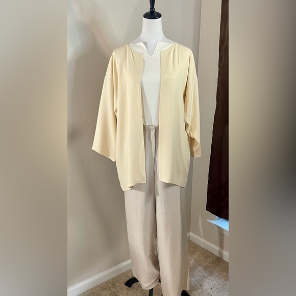 Zoran Vintage Designer 100% Silk Open Front Cardigan or Light Jacket Cream